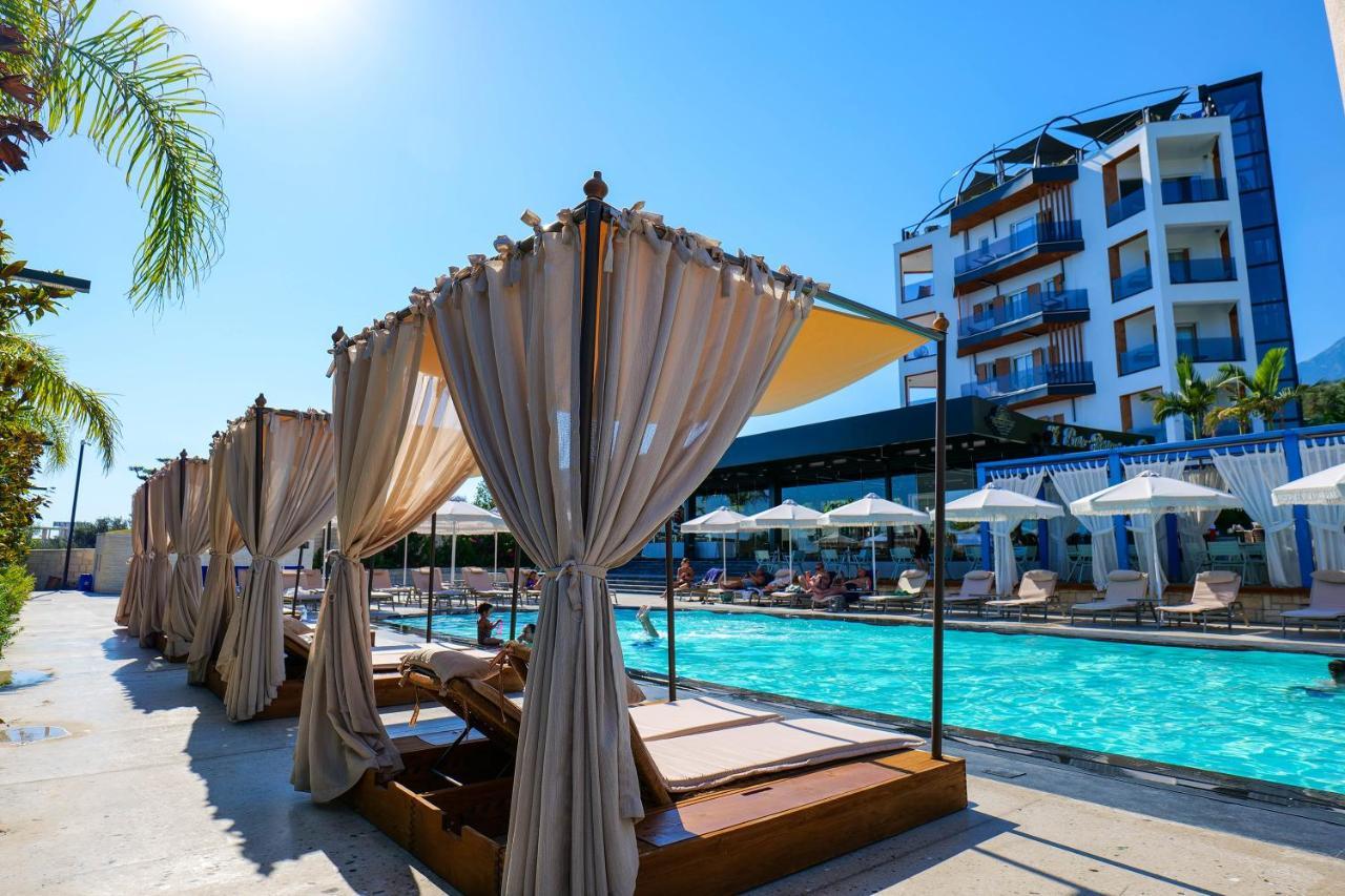 Blue Boutique Hotel Dhërmi 外观 照片
