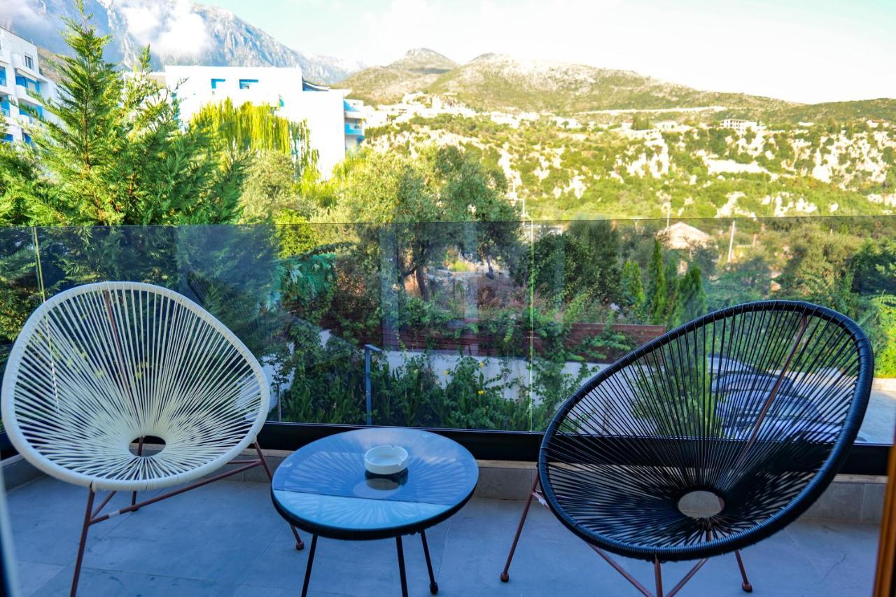 Blue Boutique Hotel Dhërmi 外观 照片