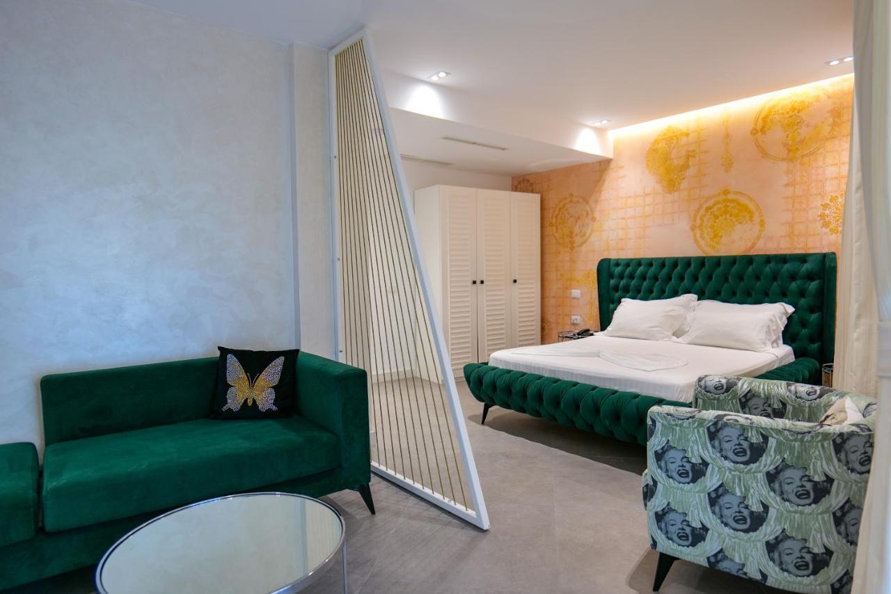 Blue Boutique Hotel Dhërmi 外观 照片